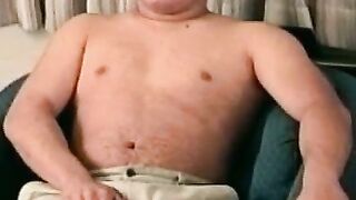 Sultry 22 Year Old Unleashes Raw Animal Instinct, Jerking Off with Flawless Technique in Unbridled Live Cam Performance