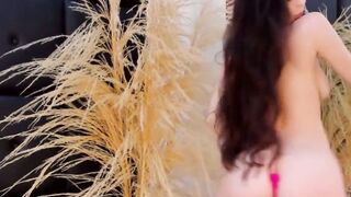 Slit Wide Open A Sizzling Supermodels Unbridled Orgasmic Striptease Showdown