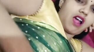 Bengali Bhabhi ki hardcore intimacy mein Miln aao Unke Ghar mein