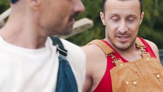 UNBRIDLED PASSIONS MACKAY UNLEASHES HIS DArk SIDE  A HETEROFLEXIBLE ENCOUNTER WITH PATRON!