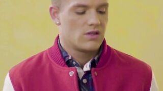 MASSIVE INVASION! BF Wears SizeXL Dick to Make Lover Cry Out in Pleasure!