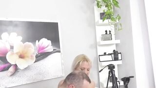 Fucking cougar on Casting