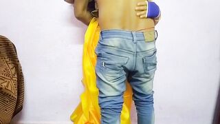 गली में नई पडोसन ने सामान बिठाने के बहाने बुलाया