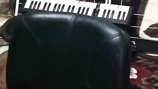 THE WAIT IS KILLING ME! Gloved Glory Hole Ends in EPIC Cumming!