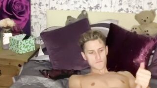 ؤول Skinny Twink Austin Greenwood Goes from Virgin to Anal rent boy 
