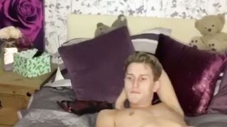 ؤول Skinny Twink Austin Greenwood Goes from Virgin to Anal rent boy 