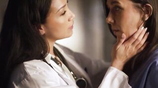 LOOSE LIPS, UNBRIDLED PASSION  Sinn Sage and Doctor Vicki Chases SIZZLING LESBIAN SHOWDOWN