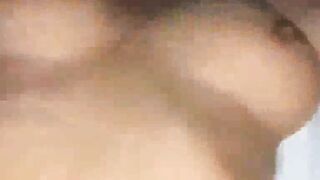 LES MEILLEURES MITCHES DE JEUNE FEMME DU MONDE SONT TOUTES ICI!