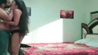 Phle Ek Ladki Ko Choda Phir Uski Bhen Ko Threesome Hard Sex