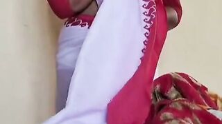 Akeli Bahen Ki Saree khul kar Chudai Kari Bhai ne