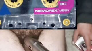 vacuum porn Elyanna - Sokkar (aka Sugar)