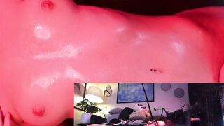 L idee est de lui faire des massages pour qu elle soit excitee