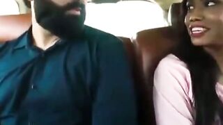 WOW Mere Gardariye Ki Officer Saas Ne Magar Car Mein Chhodi Ki Nazar!