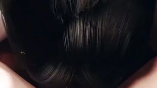Горячая пышная азиатка обнажила свои сиськи 1 серия