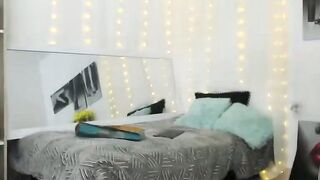 zharabecherovka FREAKS OUT IN mRNA ON HIGH HEELS OVER PANTYHOSE