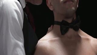 MILF MILo Miles Gets RIMMED BY Hairy BEAST Cain Mark in EPIC Ass Fisting Session!