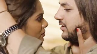 Room Me Akeli Hot Girl Ki Romantic Chudai kari Boyfriend Ke Dost Ne