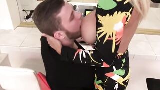 Long Breasts milf GIVE Nice FELLATIO