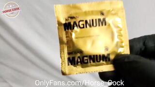 Long White Dick Amateur Male Dancer Horse Penis up close