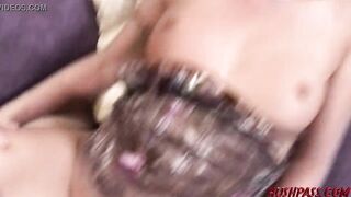 Moms like Cindy love to Suck Penis and got Pounded