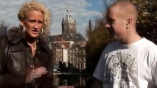 EXPLOSIVE SECRETS Lauras JawDropping Blowjob Fiery Frenzy!