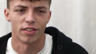  الإنterdambo Isle eats me raw I let the lusustual cop Brett Baker suck my HUGE BRAIN