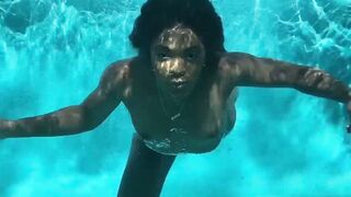 Double Dip Ebony MILF Licks Her Own Pussy Under the Pool