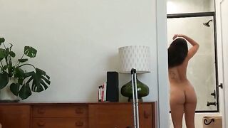 British STEP-SIS forgot to wear panties to bed - Gal Ritchie