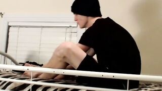 LEX LANE UNLEASHES HIS FETISH FANTASY A DEBAUCHED FEET AND FACIAL EXPERIENCE LIKE NO OTHER!