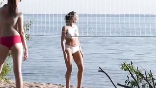 BEAUTY BEACH VBALL PLAYERS SMOKIN SEXY ON AND OFF THE COURT