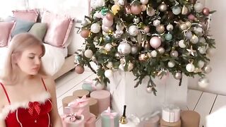 SANTAS DIRTY LITTLE SECRET A CHRISTMAS GIFT THATLL MAKE YOU SQUIRM LIKE A LITTLE ELF