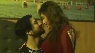 Ghar Pe Akeli Hai Bhabhi Ji Romantic Night With Boys