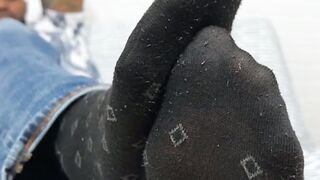UNBELIEVABLE FOOT JOYLESSON 12 FEET OF UNBRIDLED BEAUTY!
