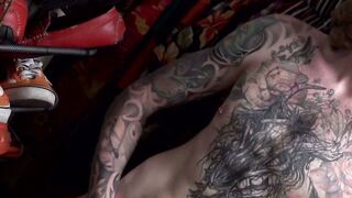 Inked Instigator Logan Flood Unleashes Hungry Hulk on Swelling Beast