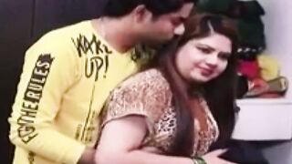 Shweta Bhabhi Ko Ek Ek Karke Sare Dosto Ne Choda