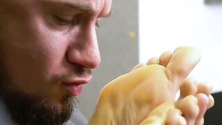 UNBELIEVABLE FOOT FETISH ENCOUNTER Skyy Knoxs PAINFUL OBSESSION with His POWERFUL BOSS!