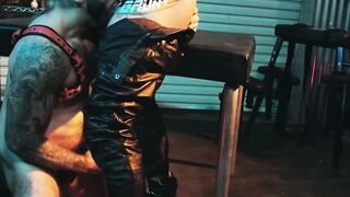 EXTREME BEASTMODE ACTION! Drew Valentino  Tryp Bates Unhinged FIST FCKING Frenzy!