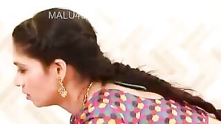 Housewife Sex In Badroom