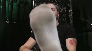 SEBASTIAN KEYS THE FEET OF DESTRUCTION