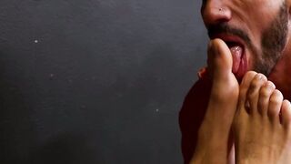 UNBELIEVABLE FOOT PLAY! Marco Lorenzo LICKS Amone Banes TOES INTO SUBMISSION!
