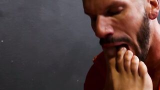 UNBELIEVABLE FOOT PLAY! Marco Lorenzo LICKS Amone Banes TOES INTO SUBMISSION!