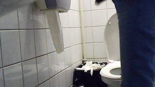 nice wives pee, spycam, frontview, unpixeled, true spy