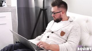 Hung fellow fucks svelte gf and drives her to squirt orgasm