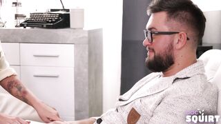 Hung fellow fucks svelte gf and drives her to squirt orgasm