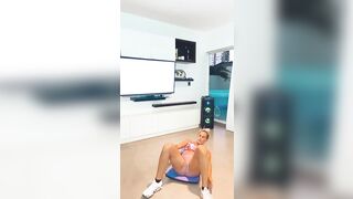 Adolescente argentino (cameltoe) 3