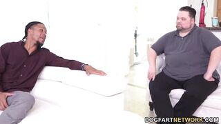 Gwen Vicious' Dad Invites Ebony Guys To Do Anal With