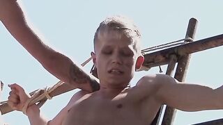 INSATIABLE TWINK ArrayList ENSLAVED BY HIS CUMJUSTSPILLED PLEASURESEEKER