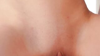 LEZGO WILD Kate Quinn Devours Dee Vines Juicy Pink Paradise!