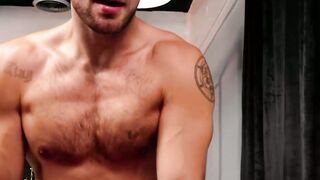 UNLEASH THE BEAST Chiseled Hunks Unleash Their Wildest Fidelity  Naked, Hard  Hungry for Your Desire.