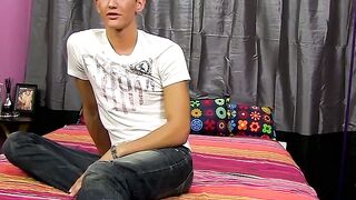 UNBELIEVABLE ABS! Brutal Jock MASTURBATES and CRUSHES His Balls  MUST SEE!